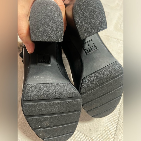 Sold FRYE Penny Luxe Moto Short Black - Picture 10 of 11